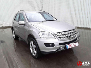 차량 MERCEDES-BENZ