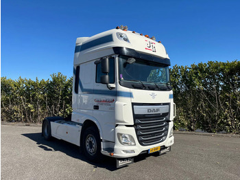 트랙터 유닛 DAF XF 460