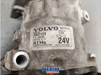 예비 부속 트럭 용 Volvo Volvo - 84094705 - Airco compressor FH4 : 사진 4 예비 부속 트럭 용 Volvo Volvo - 84094705 - Airco compressor FH4 : 사진 4