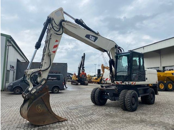 휠 굴삭기 CATERPILLAR M318D