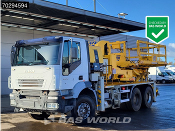 크레인 트럭 IVECO Trakker