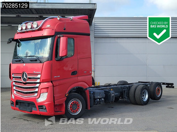 캡 새시 트럭 MERCEDES-BENZ Actros 2548