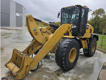 휠 로더 CATERPILLAR 938M