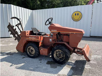 트렌처 DITCH WITCH