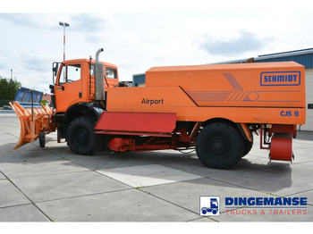 제설차량 Mercedes-Benz SK 2031 4x4x4 Schmidt CJS9 airport sweeper snow plough : 사진 2 제설차량 Mercedes-Benz SK 2031 4x4x4 Schmidt CJS9 airport sweeper snow plough : 사진 2