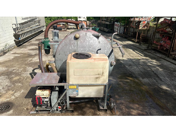 진공 흡입 트럭