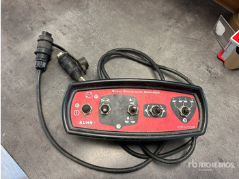 모어 2012 Kuhn FC883-FF Disc Mower : 사진 3