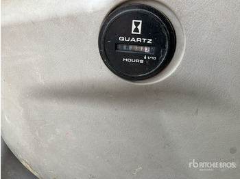 크롤러 굴삭기 NEW HOLLAND