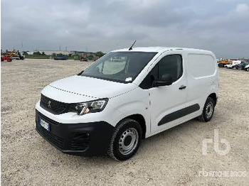 박스 트럭 PEUGEOT