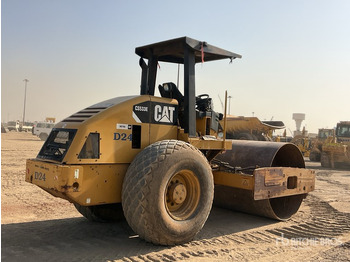 압축기 2016 Cat CS-533E Smooth Drum Compactor : 사진 3 압축기 2016 Cat CS-533E Smooth Drum Compactor : 사진 3