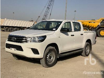 픽업트럭 TOYOTA Hilux
