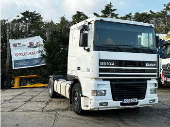 트랙터 유닛 DAF XF 95 380