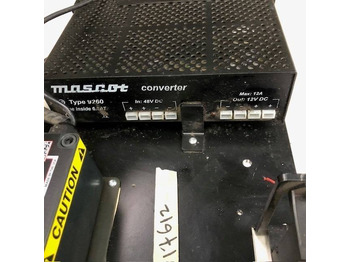 전기 설비 자재 취급 장비 용 Communications unit with converter Toyota /BT : 사진 3 전기 설비 자재 취급 장비 용 Communications unit with converter Toyota /BT : 사진 3