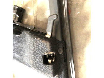 도어 및 부품 자재 취급 장비 용 Door left for Linde. Series 386-02, P-L : 사진 4 도어 및 부품 자재 취급 장비 용 Door left for Linde. Series 386-02, P-L : 사진 4