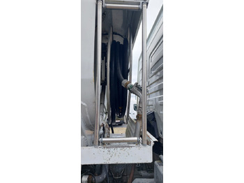 유조트럭 MERCEDES : 사진 2