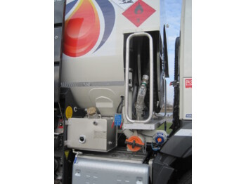 유조트럭 VOLVO FM : 사진 2