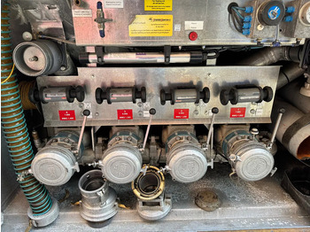 농장 트레일러 ROHR FUEL Kraftstoff Benzin/Diesel 26.000L 4 Rooms ADR Pump : 사진 5 농장 트레일러 ROHR FUEL Kraftstoff Benzin/Diesel 26.000L 4 Rooms ADR Pump : 사진 5