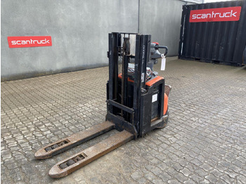 창고 장비 TOYOTA