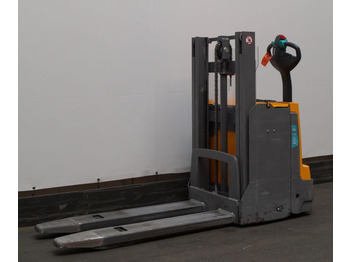 스태커 JUNGHEINRICH EJD