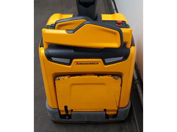 팔레트 트럭 Jungheinrich ERE120 : 사진 4