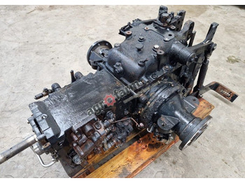 기어박스 NEW HOLLAND