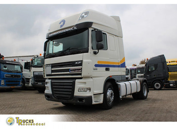 트랙터 유닛 DAF XF 105 460