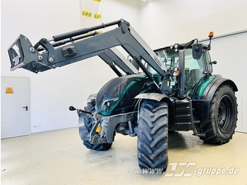 장궤형 트랙터 VALTRA T174