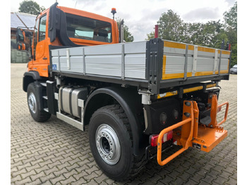 지자체/ 특수 차량 Unimog 530 - U530 405 44301 Mercedes Benz 405 : 사진 3