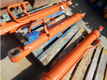 유압 실린더 HITACHI