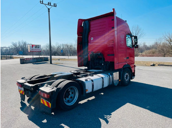 트랙터 유닛 Volvo FH13 420 MEGA : 사진 3