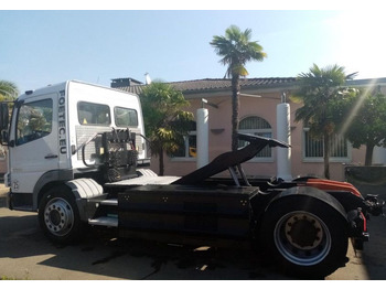 트럭 MERCEDES-BENZ