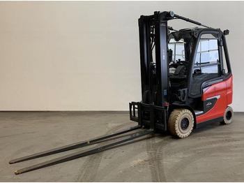 전기 지게차 LINDE E25