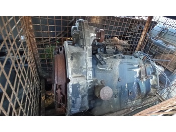 기어박스 및 부품 SCANIA P94 P114 P124 8X4 8X6 8X8 GR 900 PTO BETONMISCHER : 사진 3