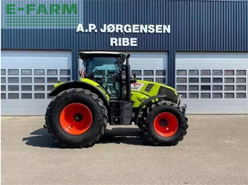 장궤형 트랙터 CLAAS Axion 830