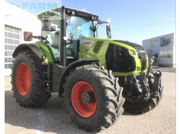 장궤형 트랙터 CLAAS axion 870 : 사진 2