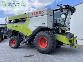 목초수확기 CLAAS Lexion