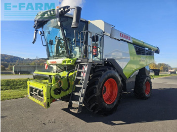 목초수확기 CLAAS Lexion 750