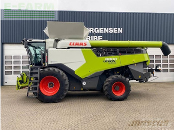 목초수확기 CLAAS Lexion