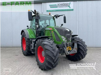 장궤형 트랙터 FENDT 724 Vario