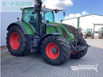 장궤형 트랙터 FENDT 724 Vario