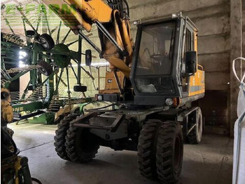 휠 굴삭기 JCB JS130W