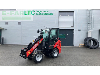 미니 굴삭기 MANITOU