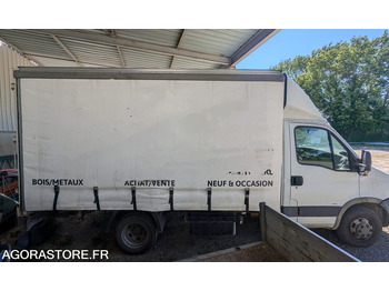 패널 밴 FOURGON IVECO 35C18 - 2008 - 182 000 KM : 사진 3
