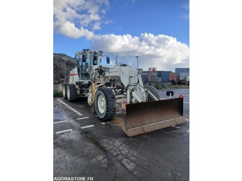 그레이더 CATERPILLAR 120