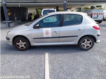 차량 PEUGEOT