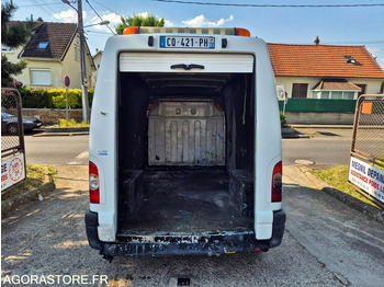 패널 밴 RENAULT MASTER 2.5 DCI 120 CV - 2008 - 182 425km : 사진 3