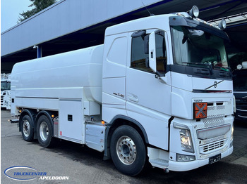 유조트럭 VOLVO FH 540