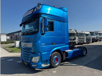 트랙터 유닛 DAF XF 460
