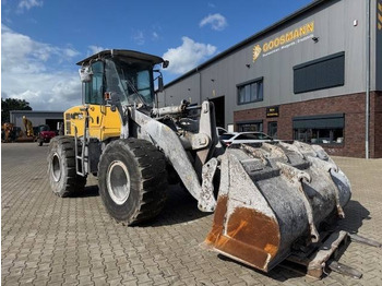 휠 로더 KOMATSU WA250