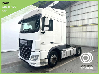 트랙터 유닛 DAF XF 106 460